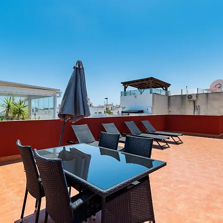 Dream Hills Apartament *